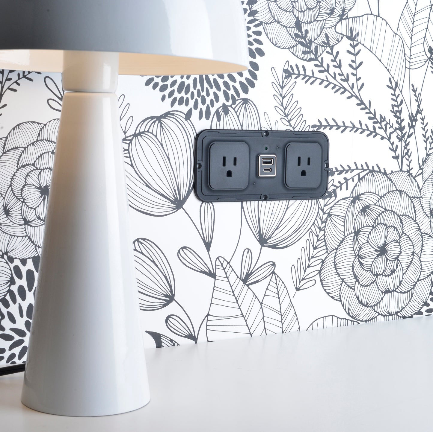 CubieMod build in furniture power outlets and usb ports