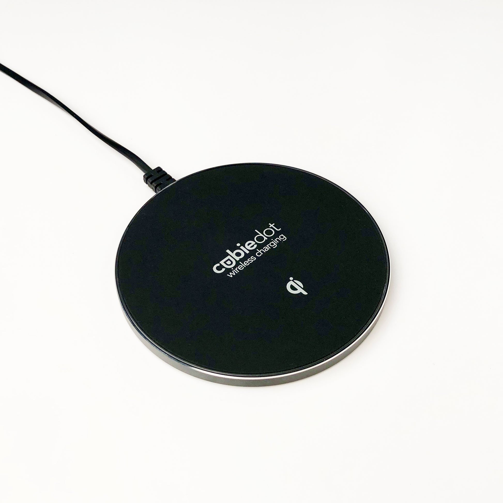 CubieDot hotel wireless charging