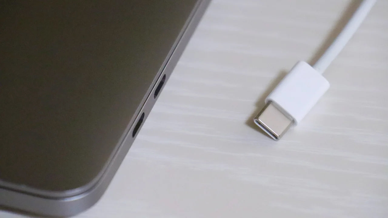 USB-C is the new charging standard. Is your hotel ready? – Brandstand ...