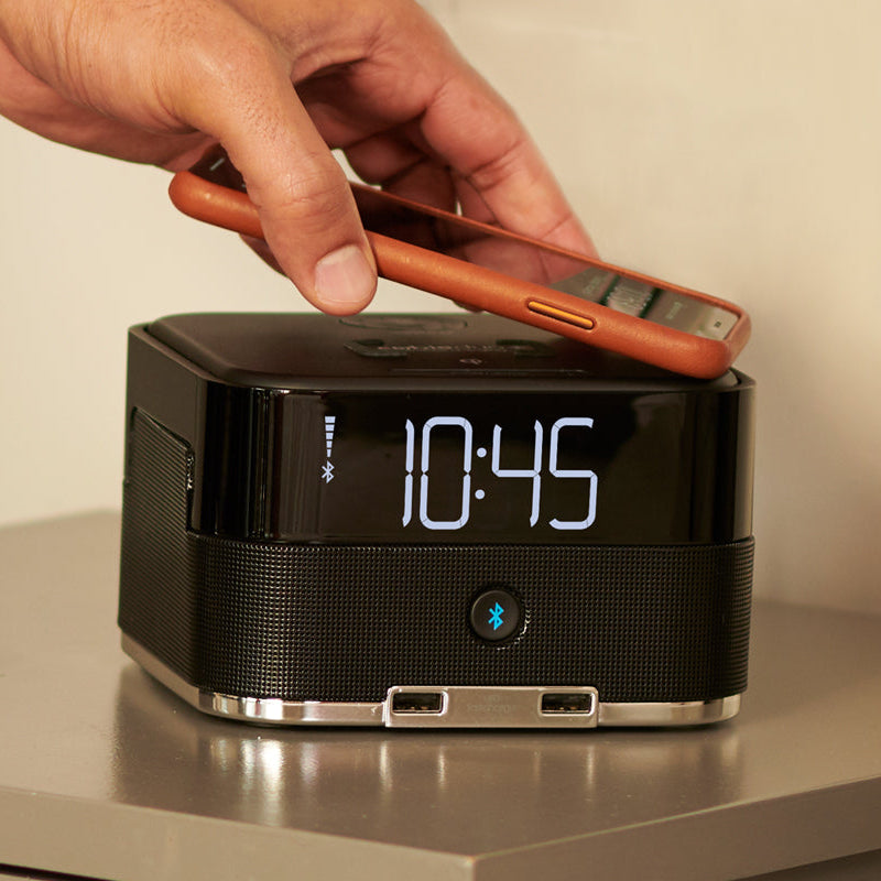CubieDuo+ Hotel single day alarm clock with wireless charging, bluetooth speaker and USB ports